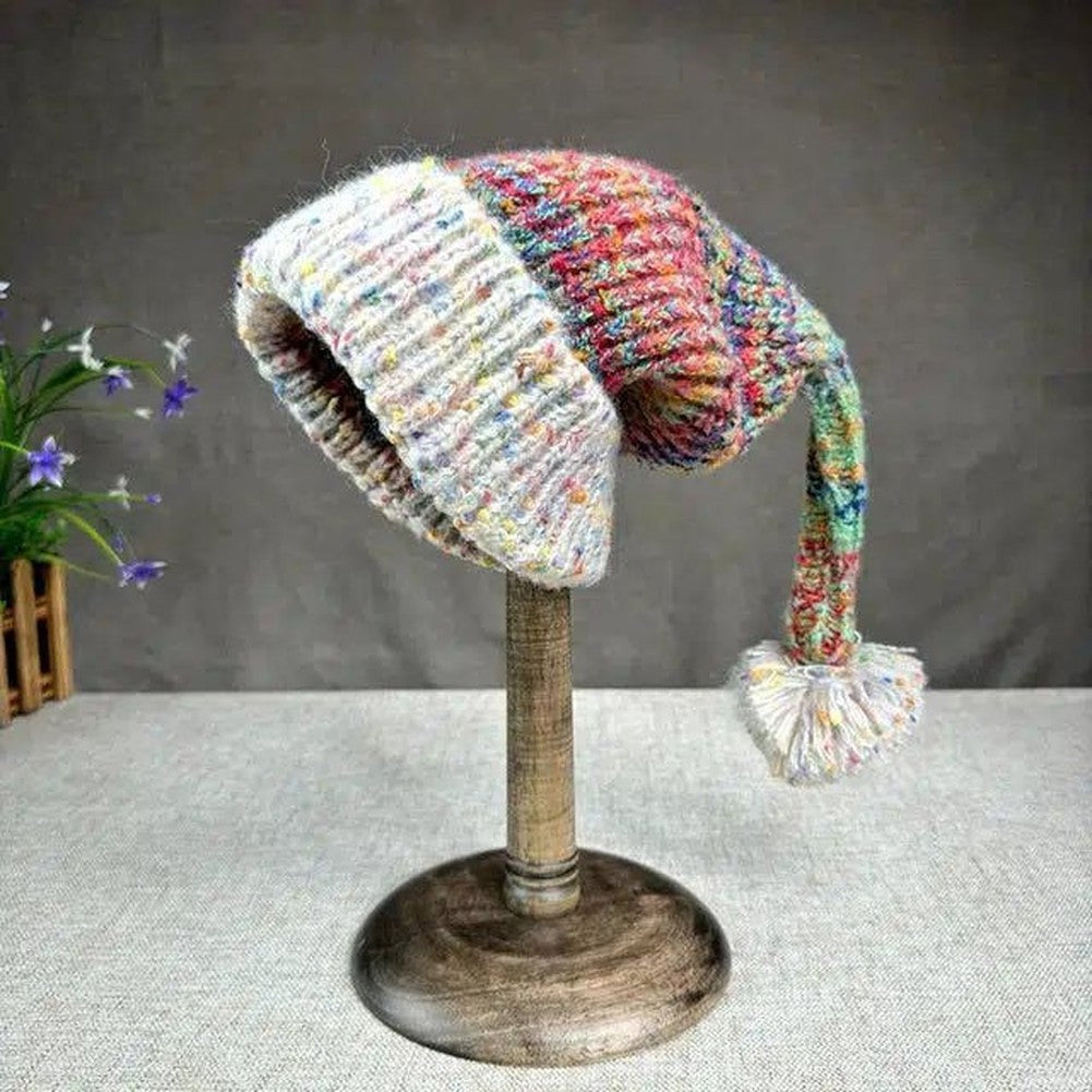 Bonnet de Noël™ | Élégance festive en laine, accessoire incontournable.