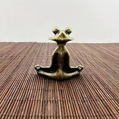 Sébastien™ | Figurine Méditative en Laiton Massif